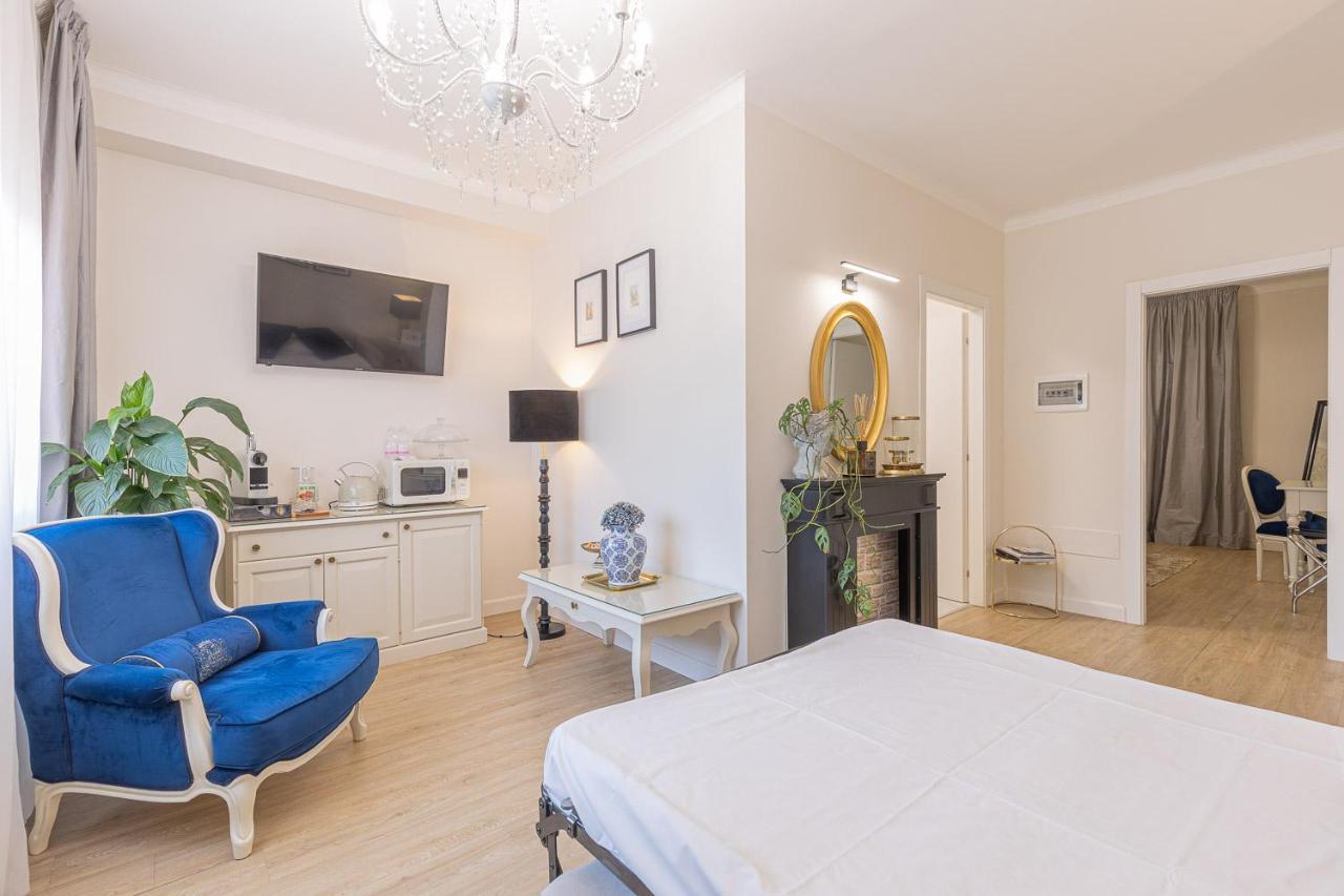 ורונה Crys: Apartments, Holiday, Business, Blu מראה חיצוני תמונה