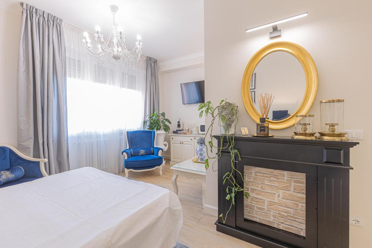 ורונה Crys: Apartments, Holiday, Business, Blu מראה חיצוני תמונה