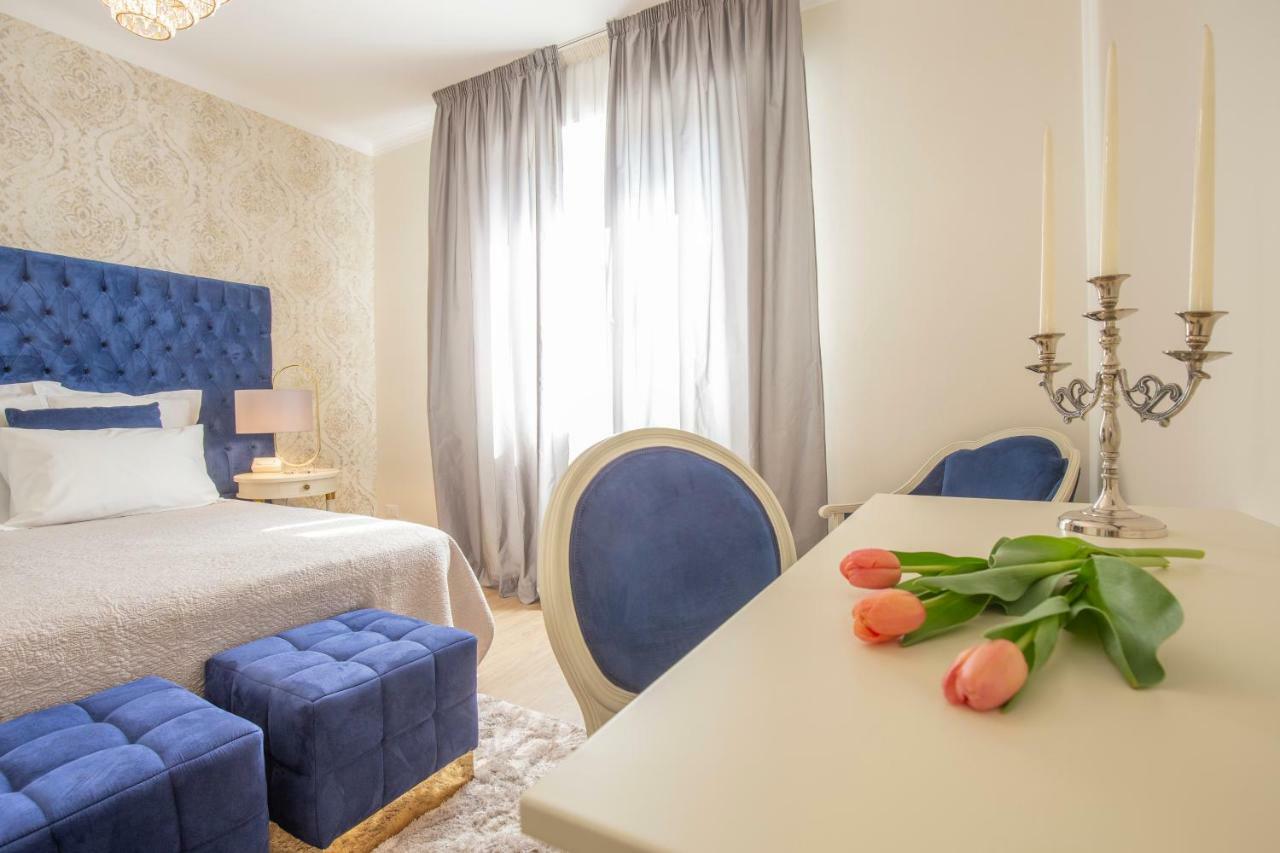 ורונה Crys: Apartments, Holiday, Business, Blu מראה חיצוני תמונה